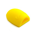 Щетка для чистки косметических кистей Brushegg - желтая