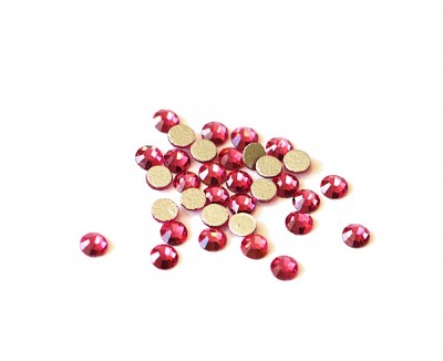 Стразы swarovski 50 шт. малиновые №10 